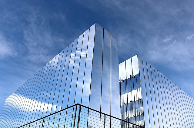 Architektura wirtualnych światów: Wywiad z projektantem gier